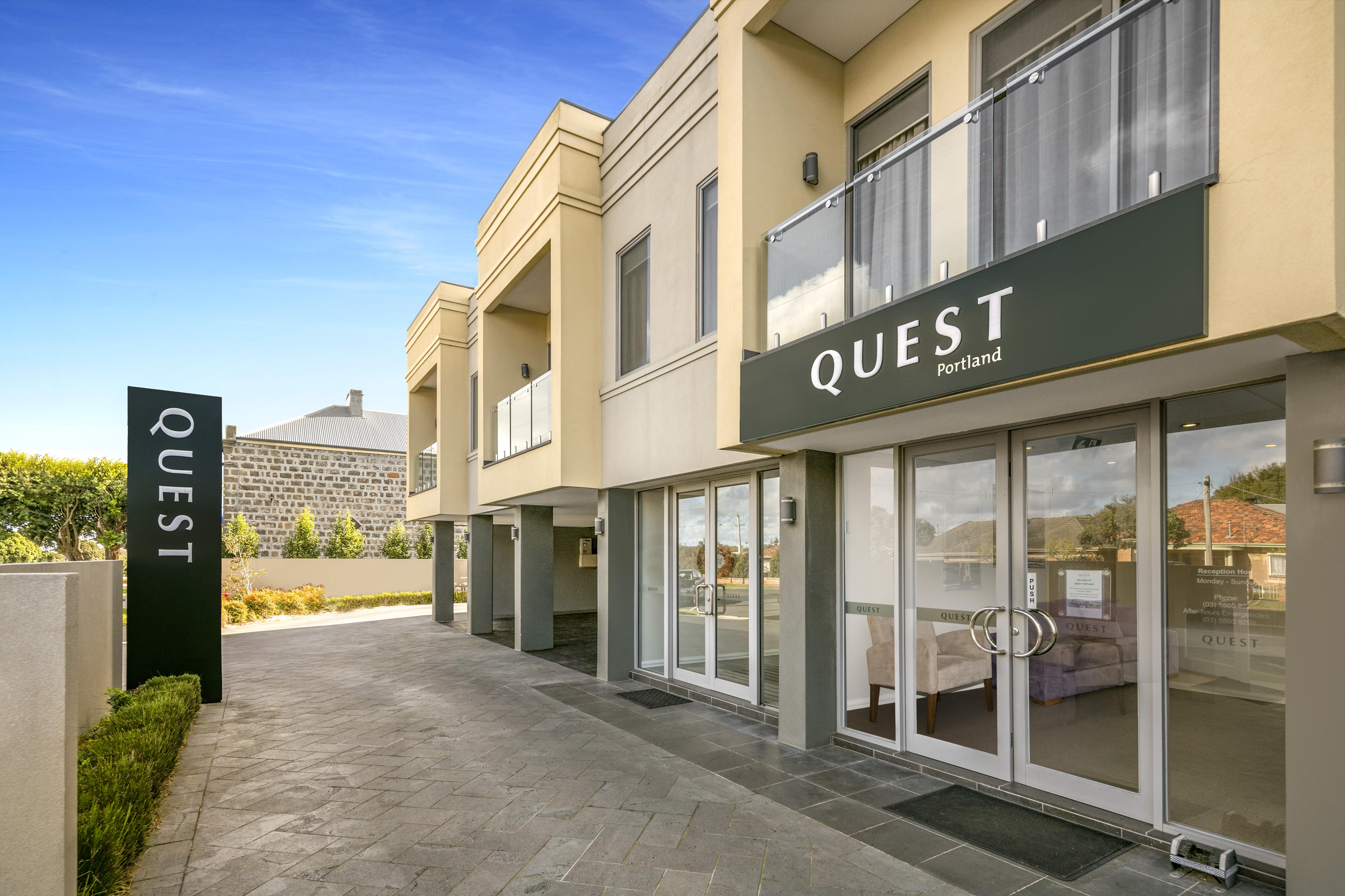 Quest Portland Aparthotel Exterior photo